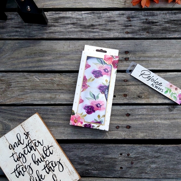 Sleep Mask & Magnet 🧲 - Picture 3 of 5